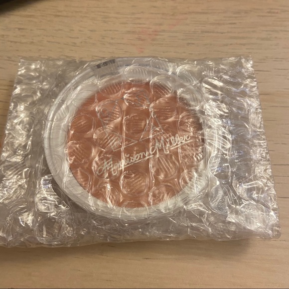 Ofra Madison Miller Collection Blush - Picture 1 of 7